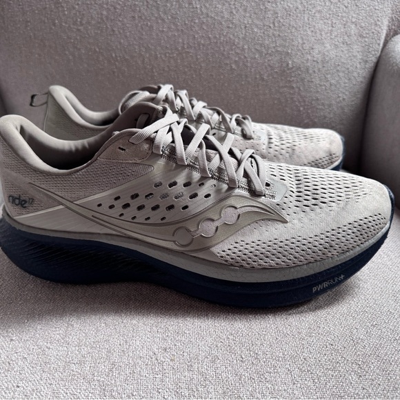 Saucony Ride 17 - Men’s Size 13 Walking/running Shoes  - S20924-242 - Picture 3 of 9